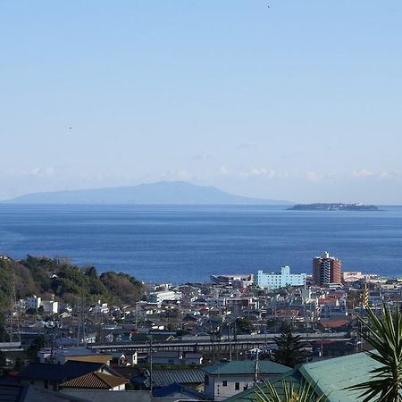 湯河原町 ペンション ユガワラベイマンダリンハウス Bed & Breakfast エクステリア 写真